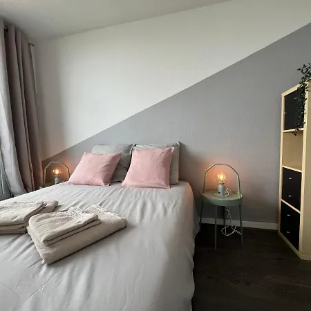 Apartment Above Eiffel Tower View Balcony Paris